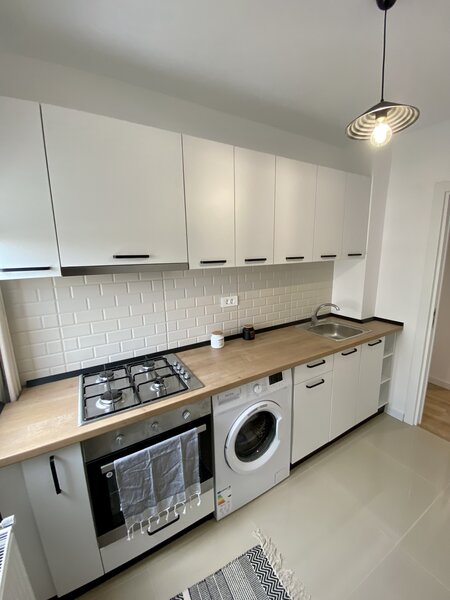 Crangasi, str Ceahlaul, centrala proprie, High Class