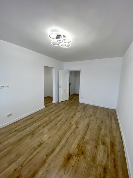 Crangasi, str Ceahlaul, centrala proprie, High Class